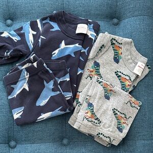 Hanna Andersson Navy Shark & Heather Gray Dino Print Pajama Set